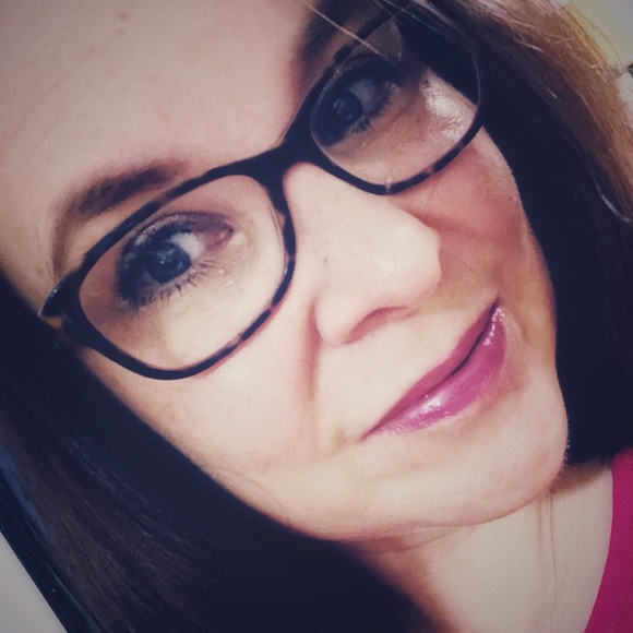 Meet your Posher, Robin - Picture 1 of 1